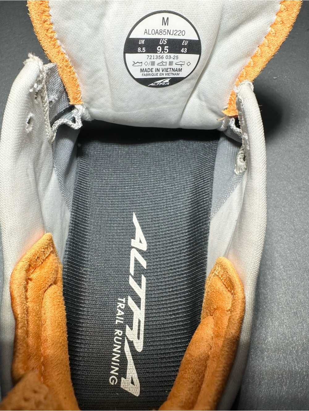 COPY Altra Olympus 6 trail running shoes - Picture 11 of 13